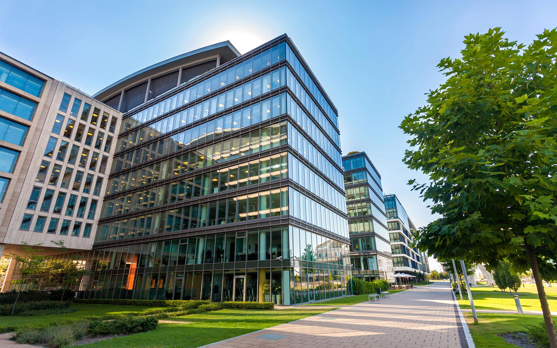 Hydraulischer Abgleich für Büroimmobilien oder Mixed Used-Gebäude ab 500 qm beheizter Fläche | myWarm